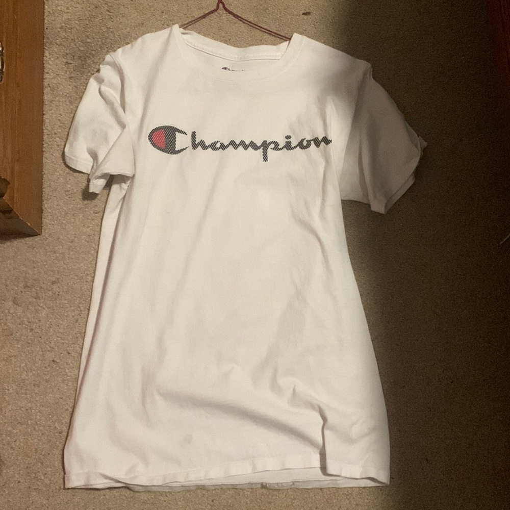 Champion T shirt Mens small